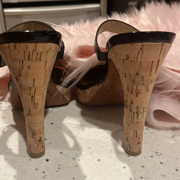 MICHAEL KORS PLATFORM CORK HEELS 7M - Picture 3 of 7